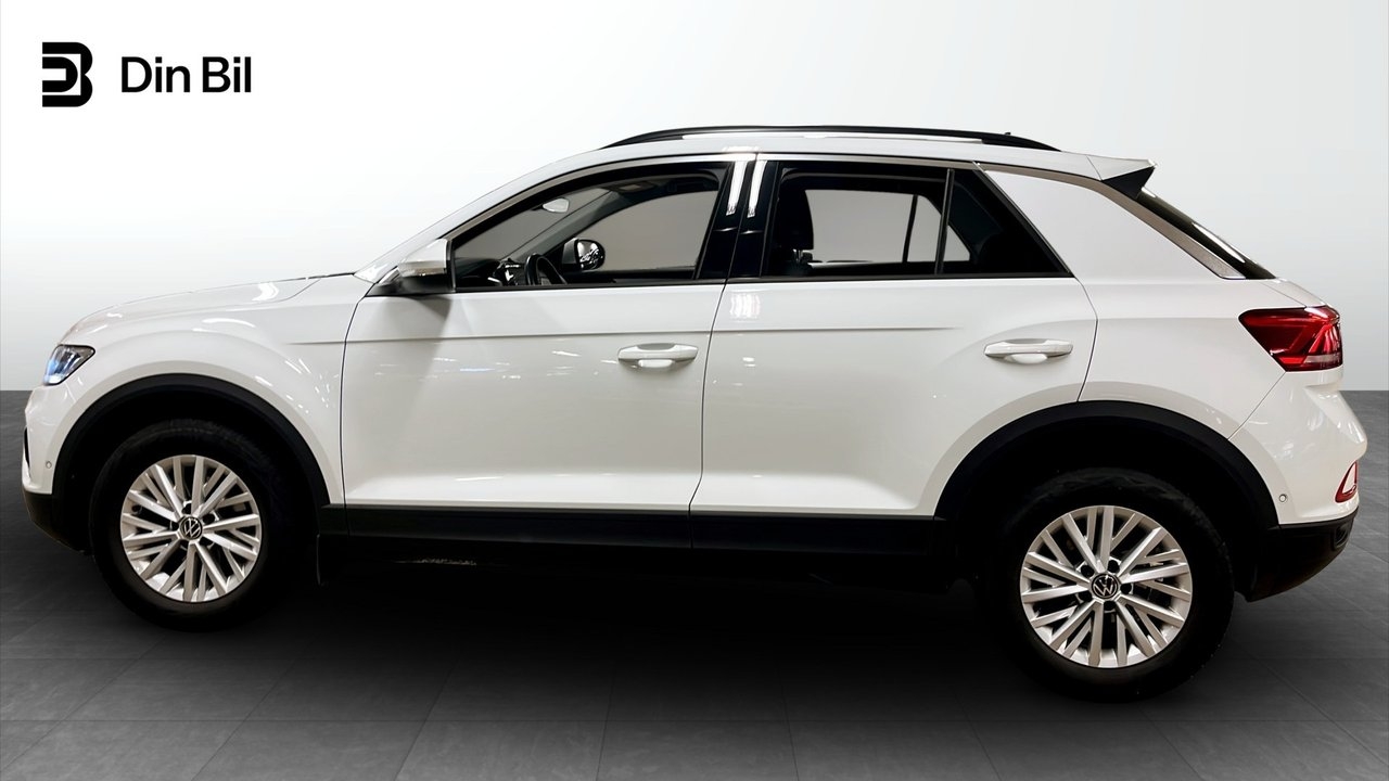 Volkswagen T-Roc 1.0 TSI 2023, photo 2/10