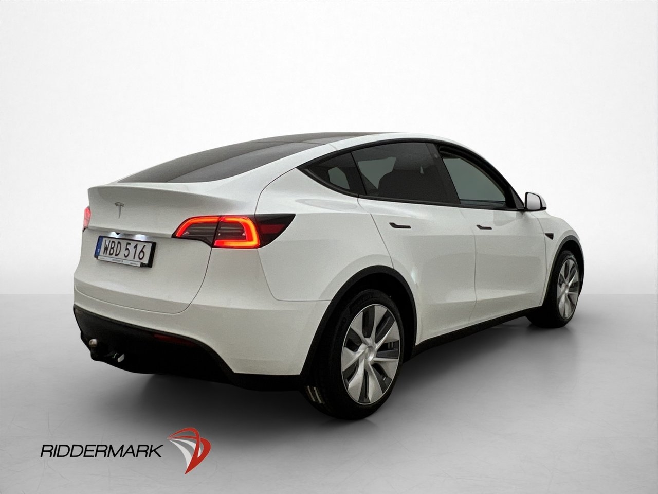Tesla Model Y 2024, kuva 9/10