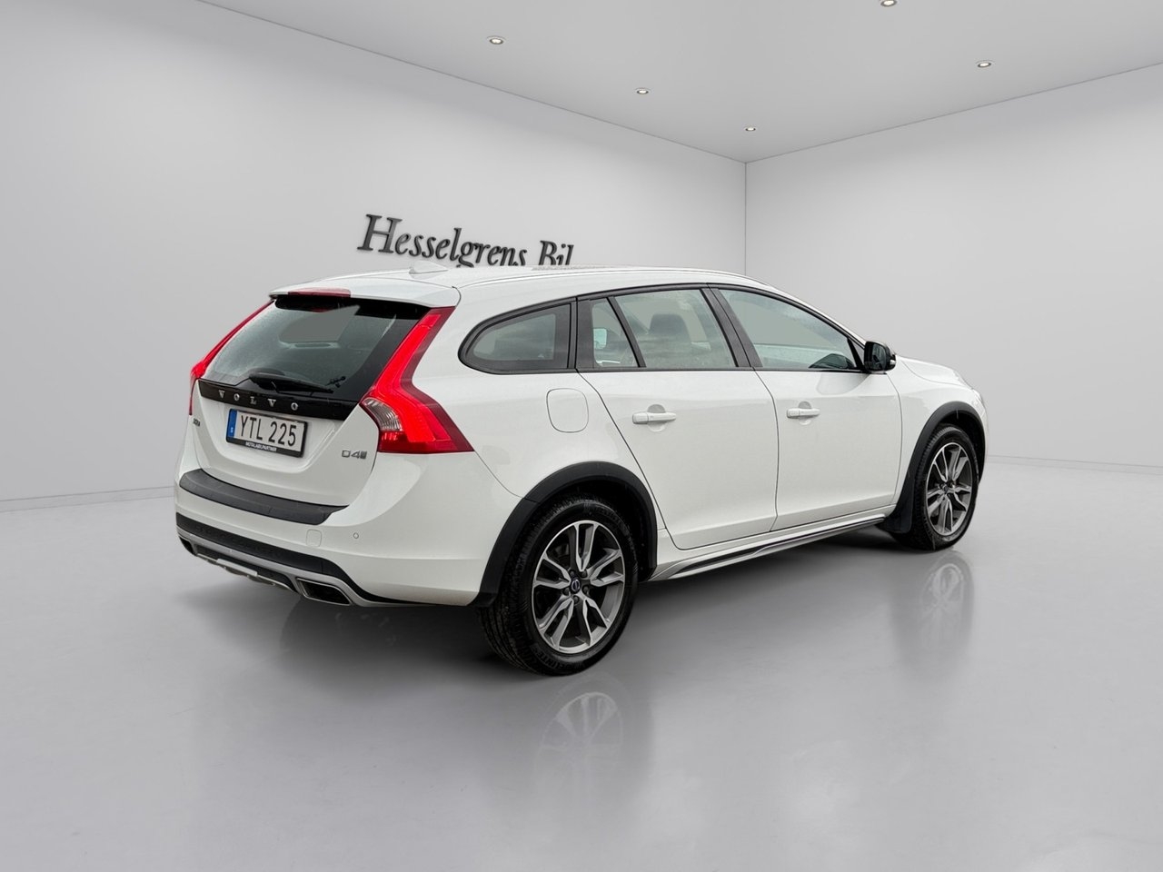 Volvo V60 Cross Country D4 Classic Pro 2018, bild 6/10