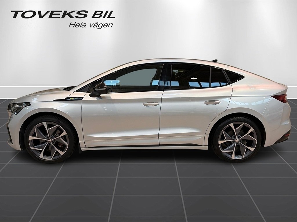 Skoda Enyaq IV 2023, bild 2/10