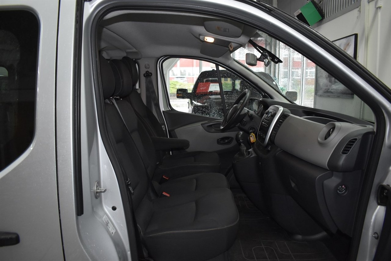 Renault Trafic 2016, bild 7/10
