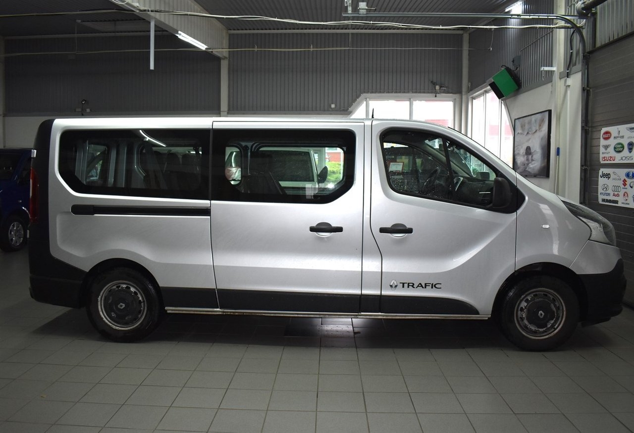 Renault Trafic 2016, bild 2/10