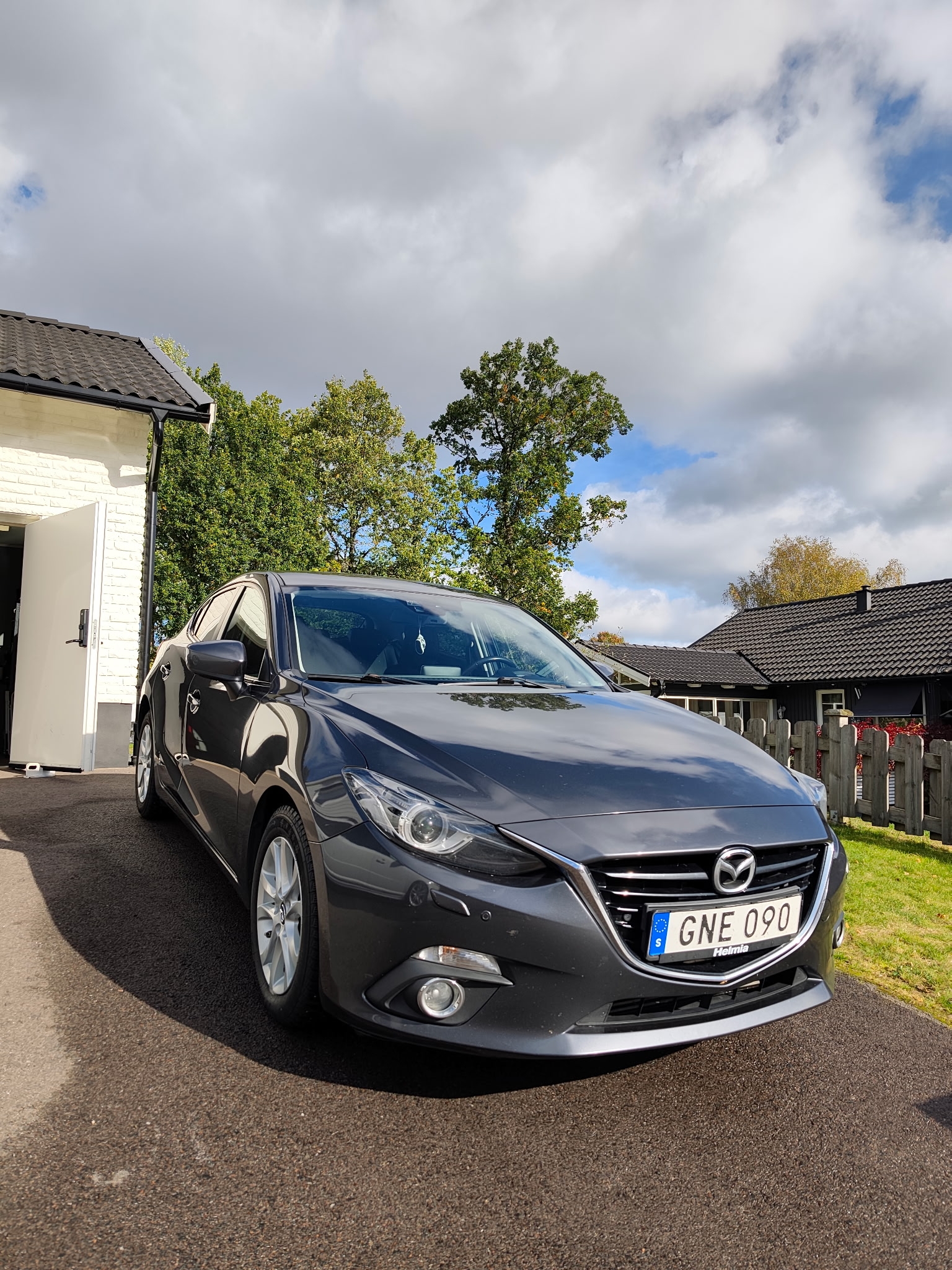 Mazda 3 SKYACTIV-D 150 2014, photo 2/8