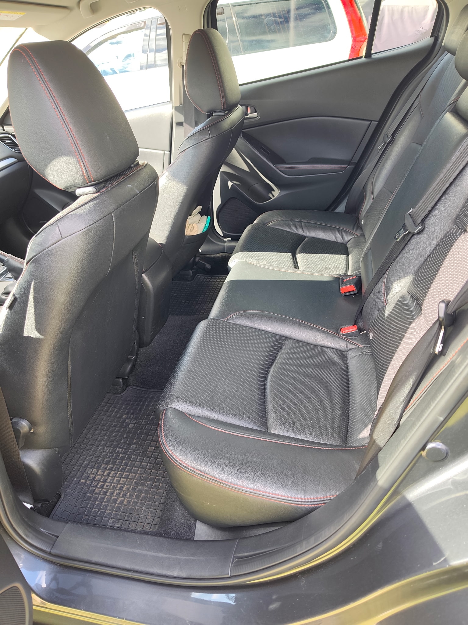 Mazda 3 SKYACTIV-D 150 2014, photo 6/8