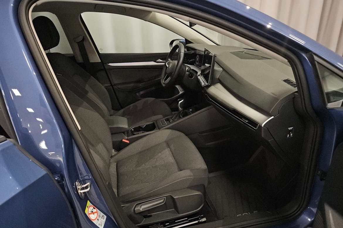 Volkswagen Golf 1.5 TSI Life 2026, kuva 5/10
