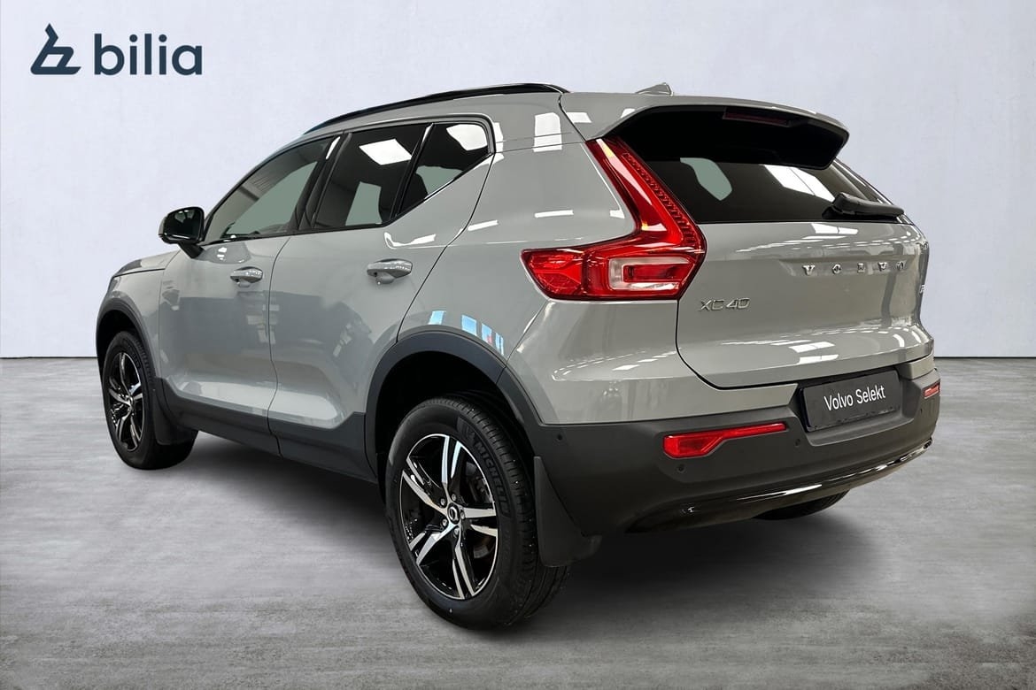 Volvo XC40 2025, bild 2/10
