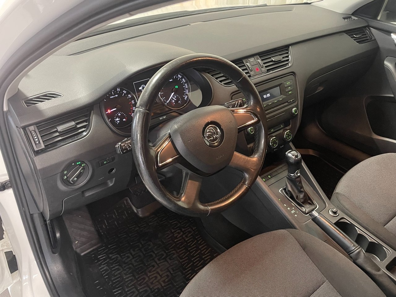 Skoda Octavia 1.6 TDI 2014, bild 7/15