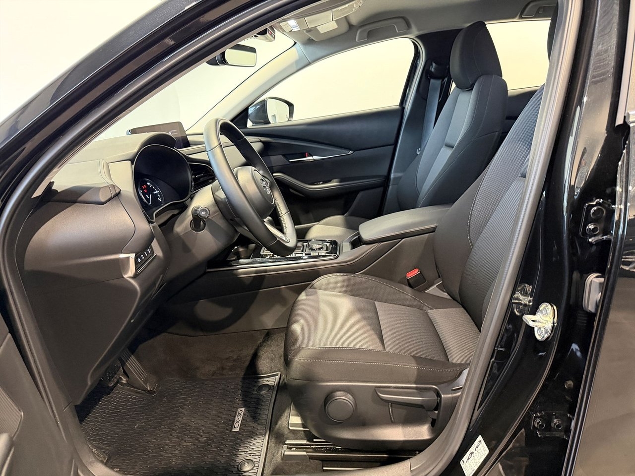Mazda CX-30 2.5 e-SKYACTIV-G 140 2026, bild 7/10