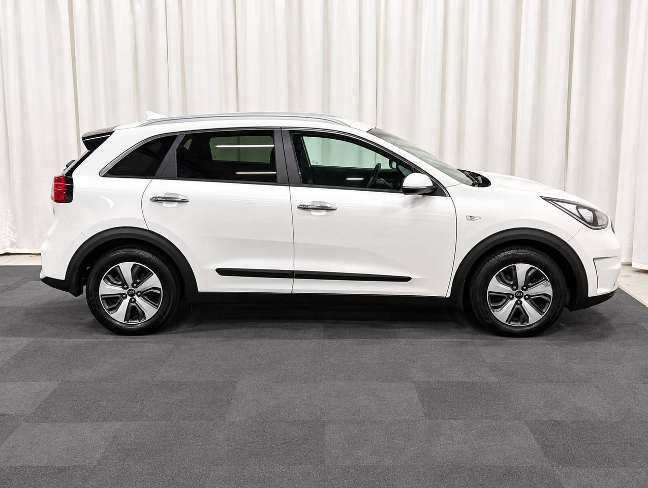Kia Niro 1.6 GDI Hybrid Advance Plus 2018, bild 5/10