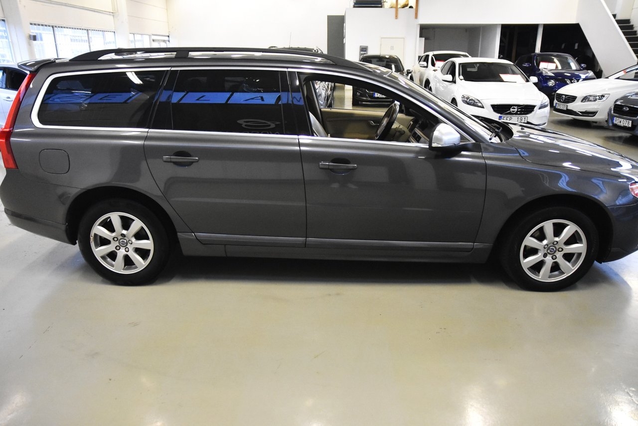 Volvo V70 Momentum 2012, bild 3/10