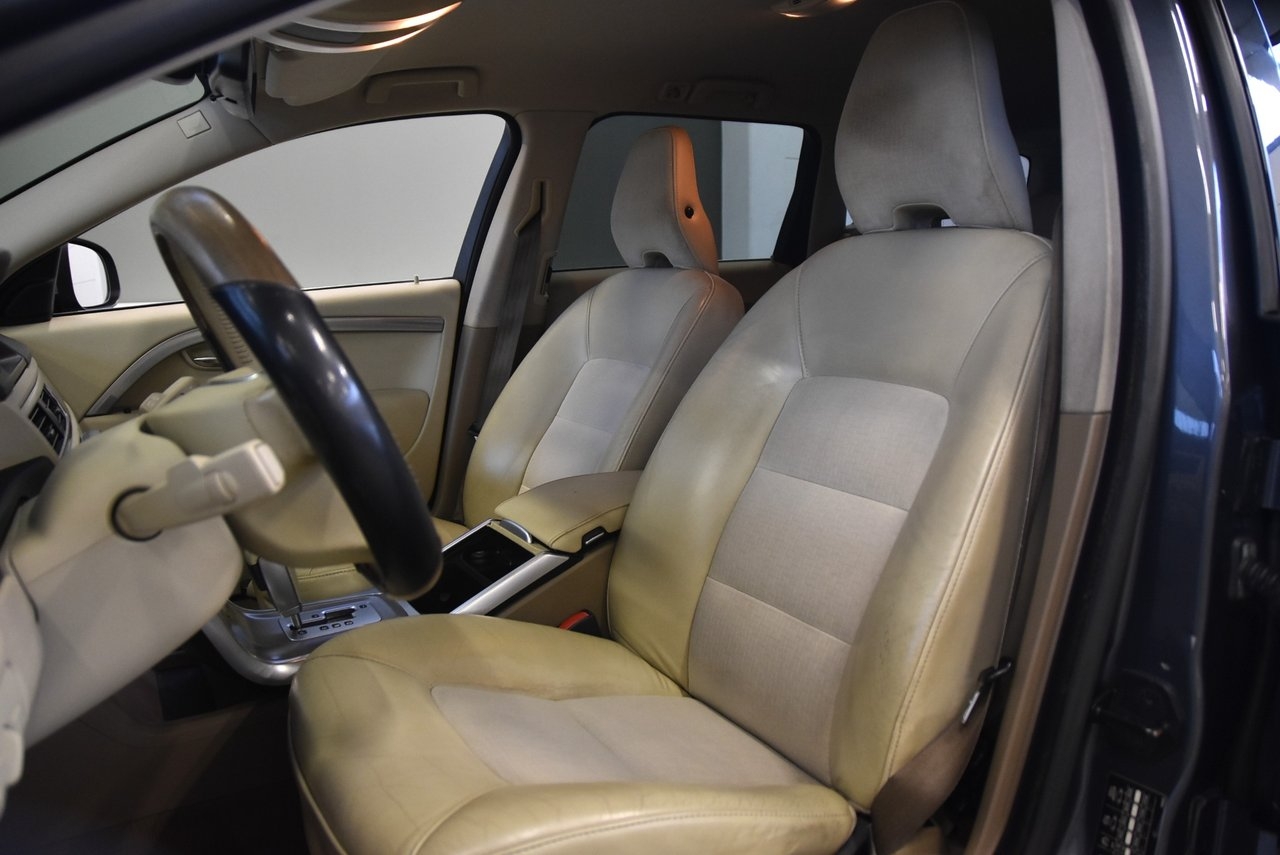 Volvo V70 Momentum 2012, bild 7/10