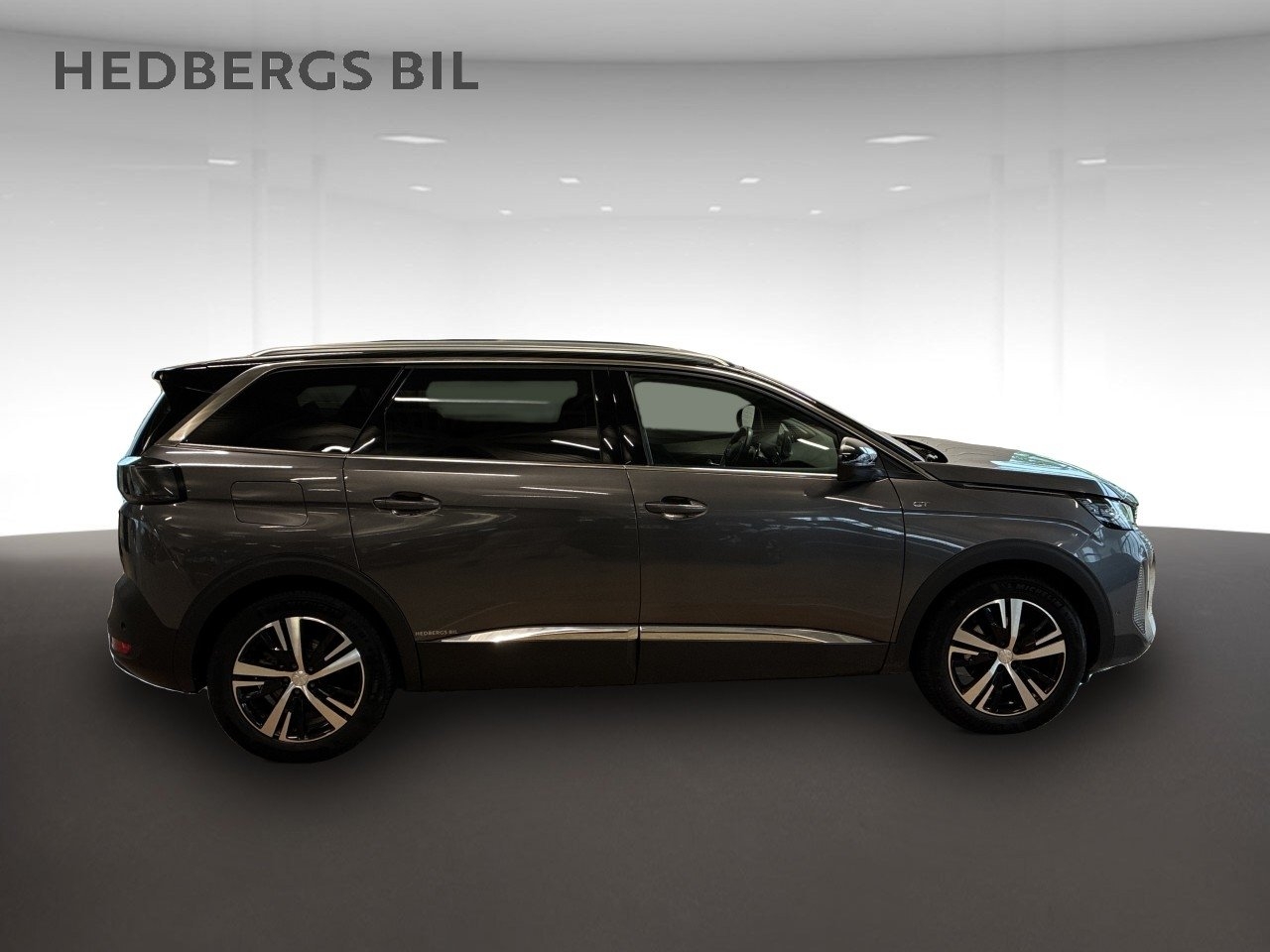 Peugeot 5008 1.2 PureTech 130 GT 2023, photo 2/10