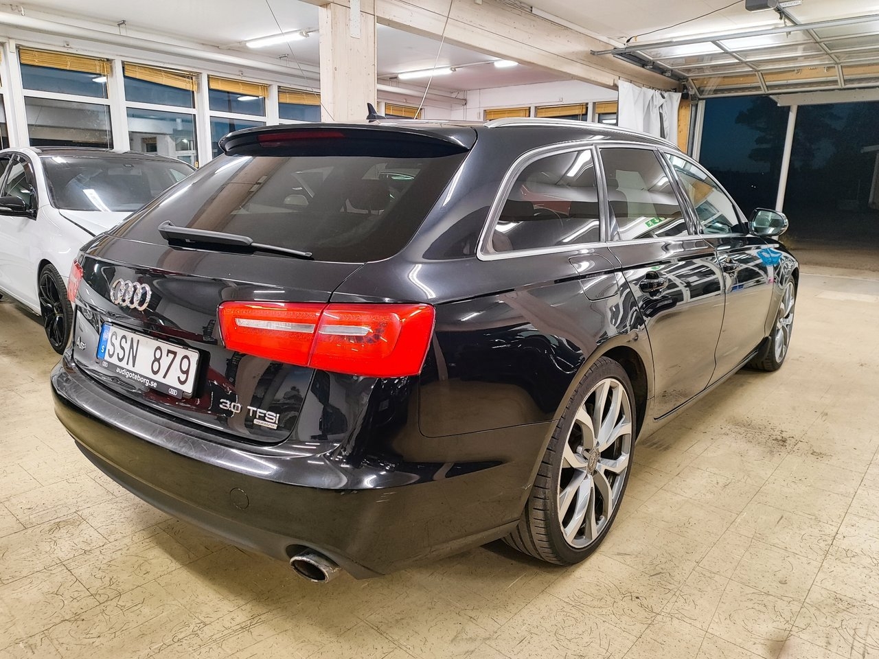 Audi A6 3.0 TFSI Proline 2012, bild 5/10