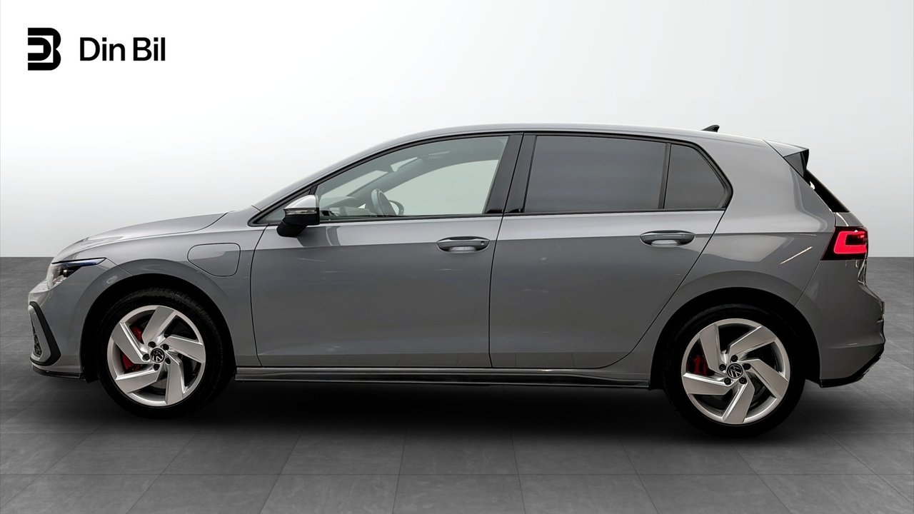 Volkswagen Golf GTE 2021, bild 2/10