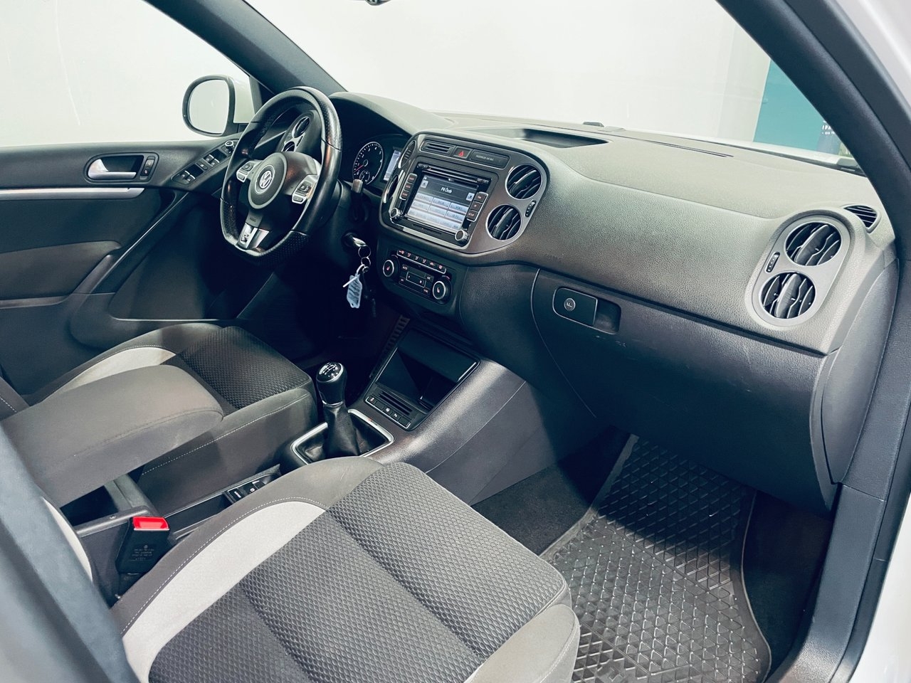 Volkswagen Tiguan 1.4 TSI Sport & Style 2013, bild 7/10