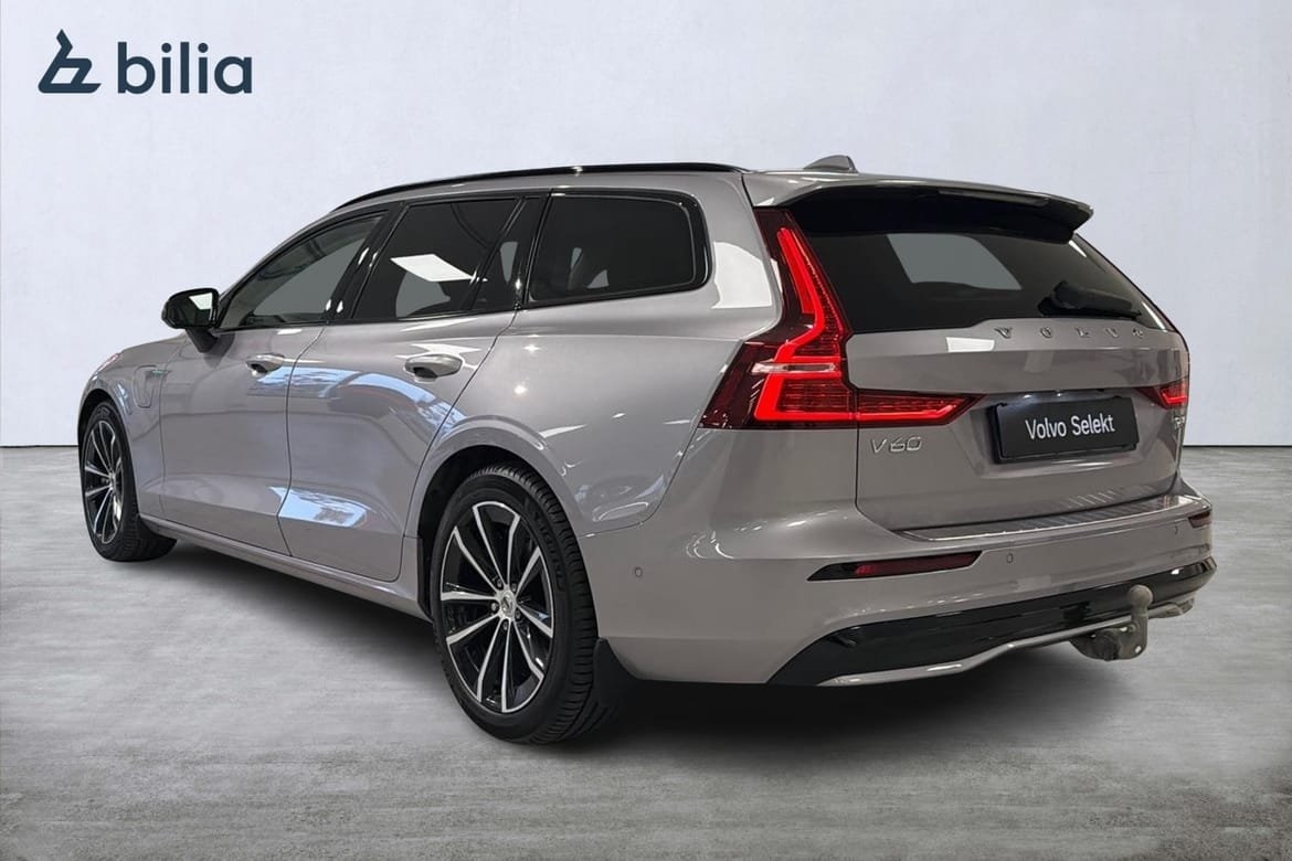 Volvo V60 T6 Plus Dark Nordic 2026, bild 2/27