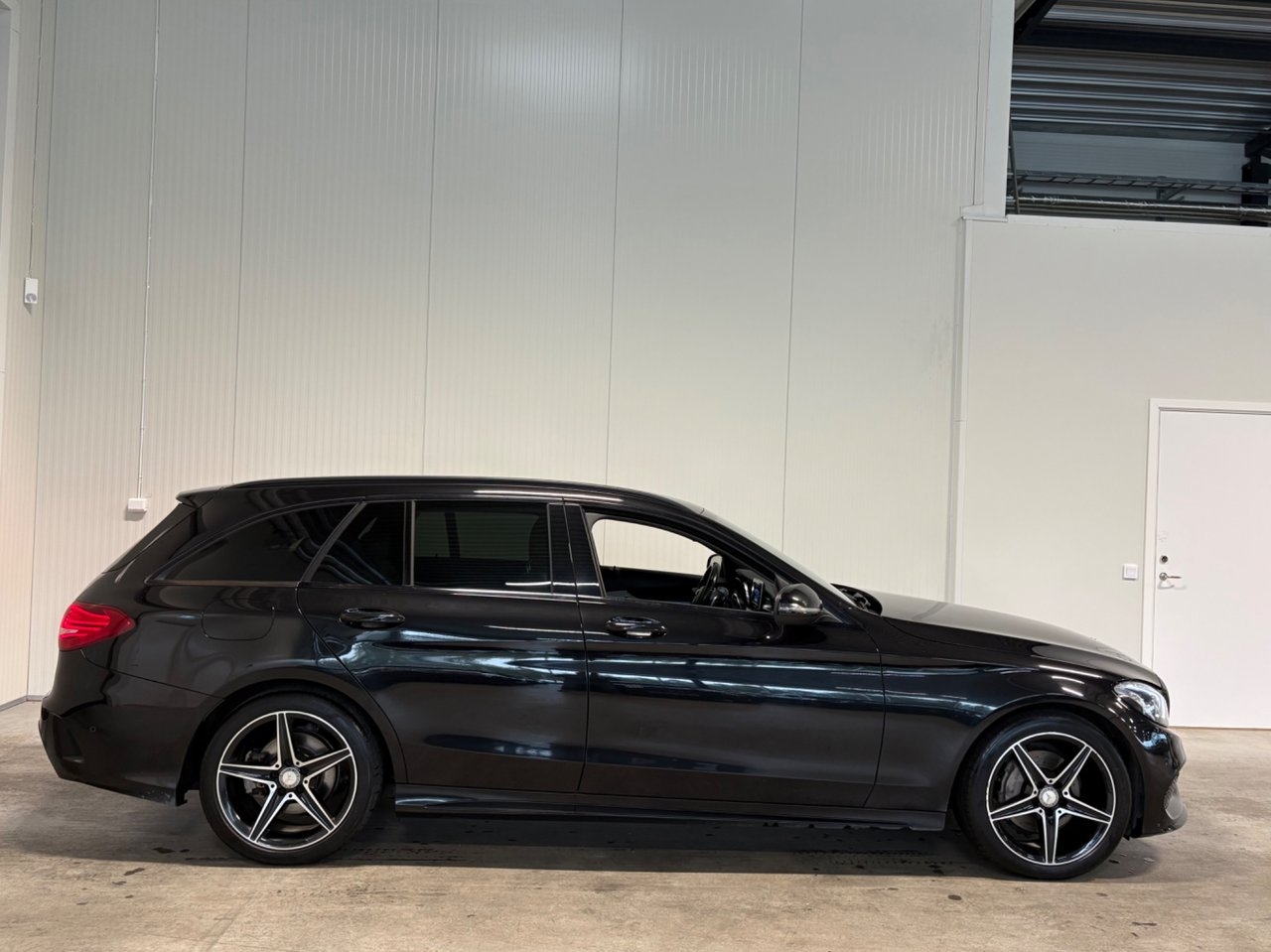 Mercedes-Benz C 2017, bild 2/10
