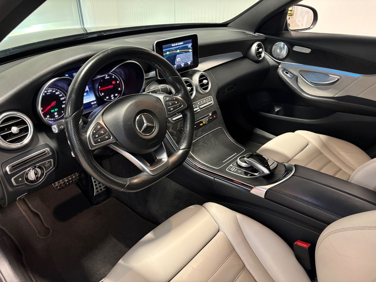 Mercedes-Benz C 2017, bild 7/10