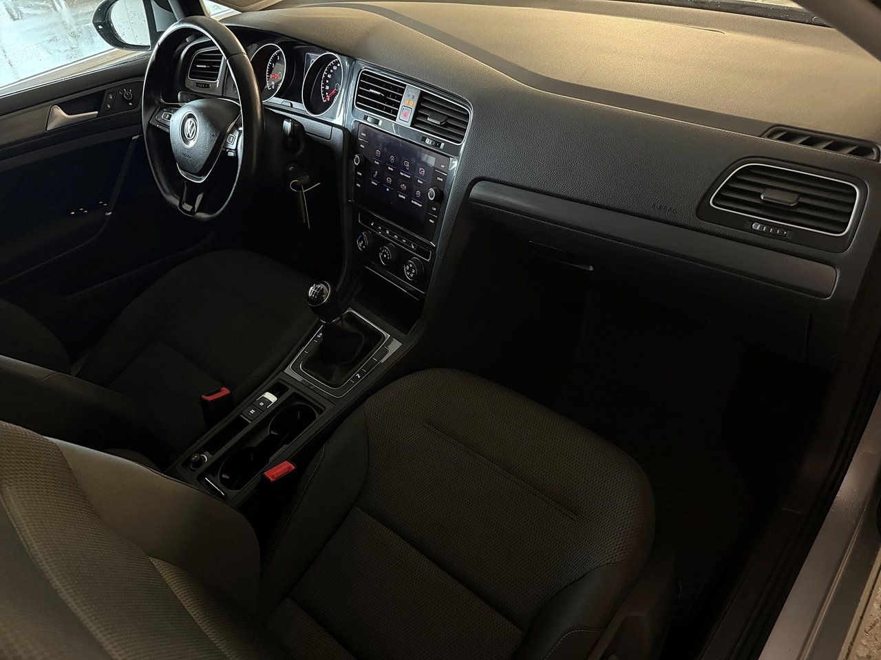 Volkswagen Golf 1.0 TSI 2020, bild 7/10