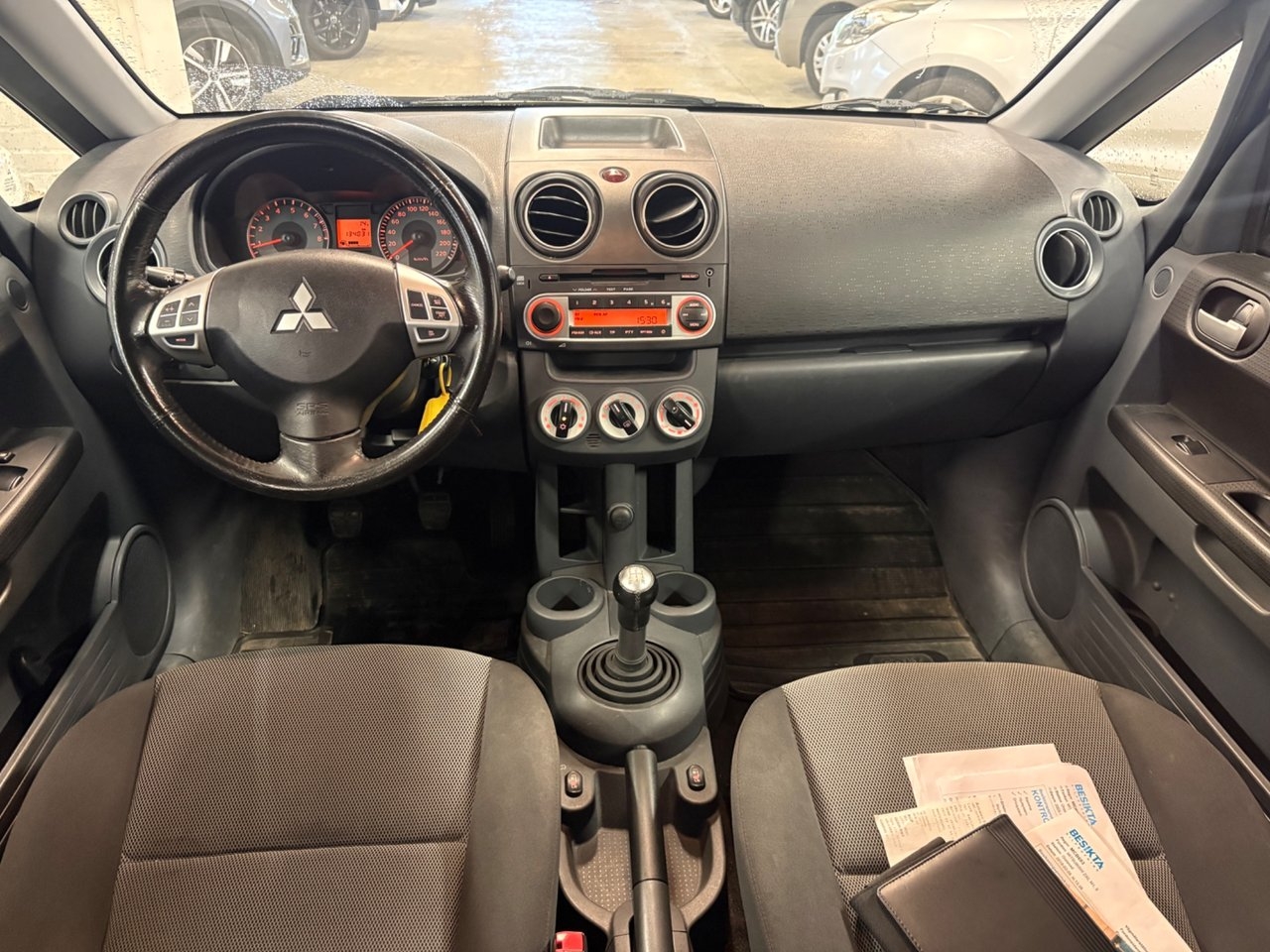 Mitsubishi Colt 2012, bild 5/6