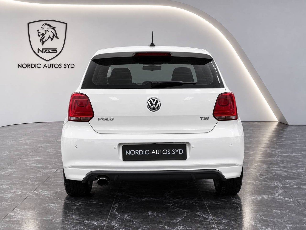 Volkswagen Polo 1.2 TSI R-Line 2013, bild 5/10