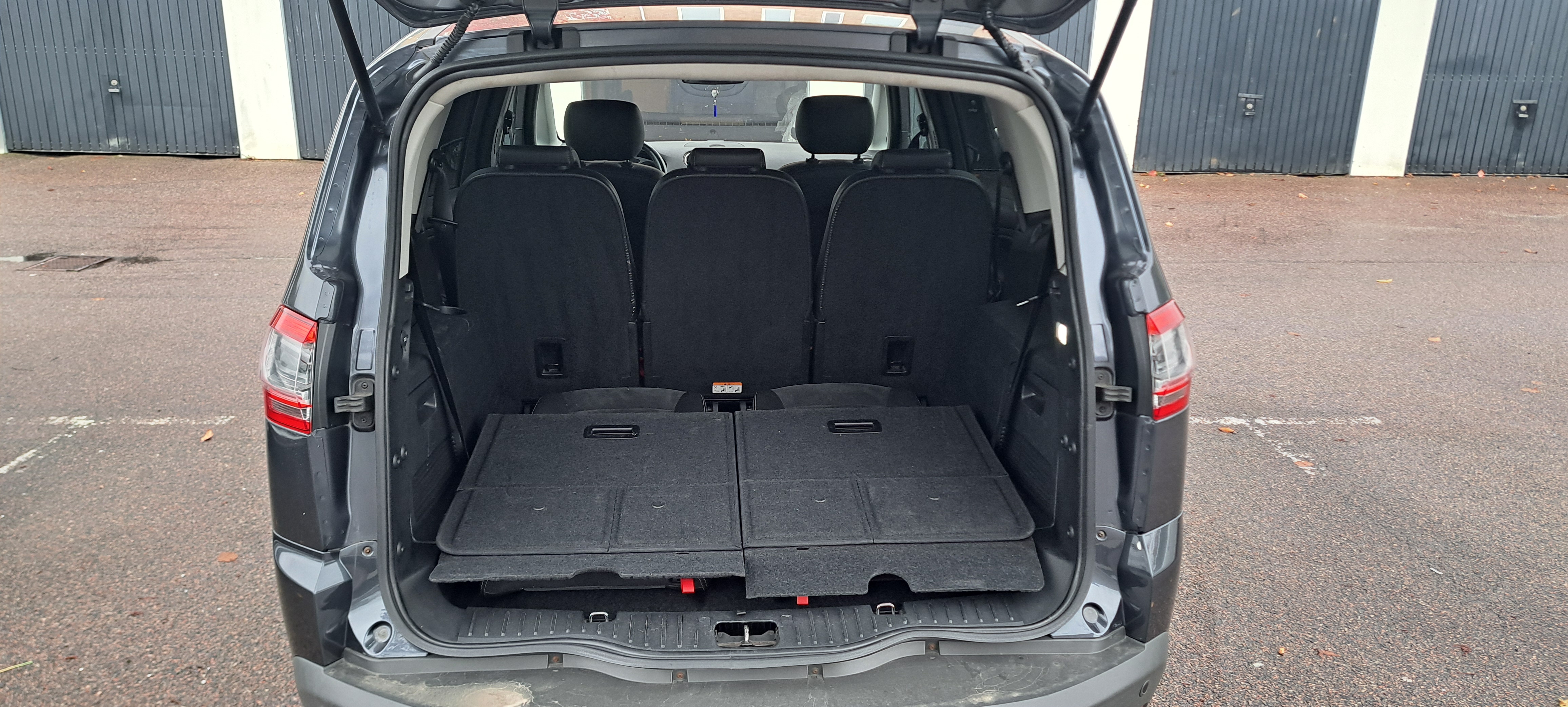 Ford S-MAX 2.0 TDCi Powershift 2011, bild 6/10