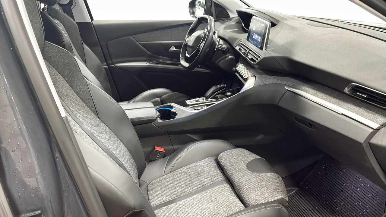Peugeot 3008 1.6 HYBRID 225 GT 2020, bild 3/9