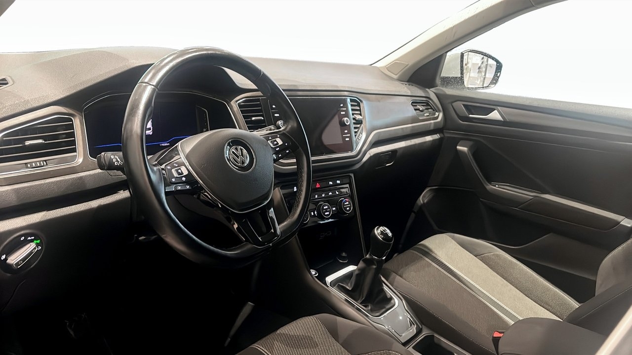 Volkswagen T-Roc 1.0 TSI 2020, photo 7/14
