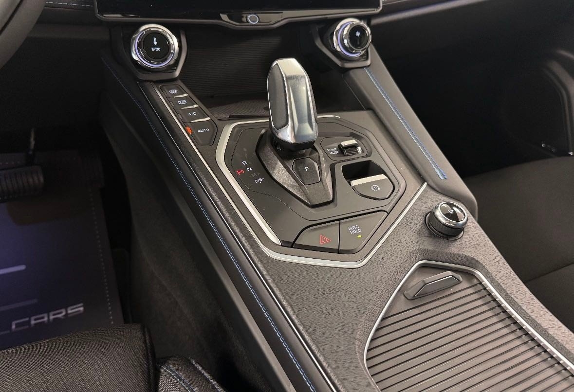 Lynk & Co 01 Plug-In 360g Infinity Pano 2023, bild 7/10