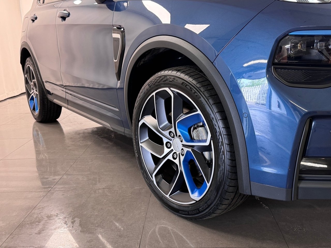 Lynk & Co 01 Plug-In 360g Infinity Pano 2023, bild 2/10