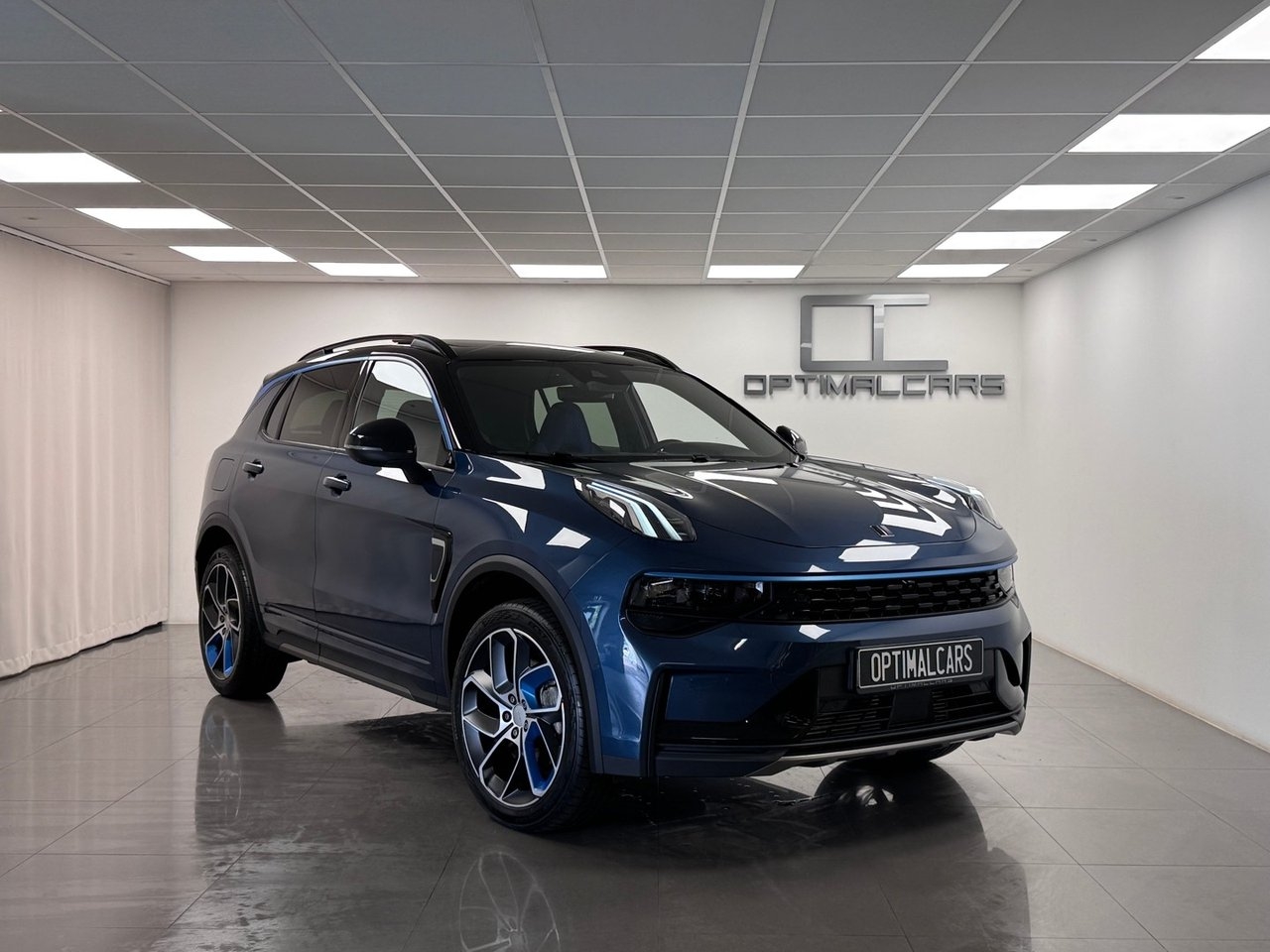 Lynk & Co 01