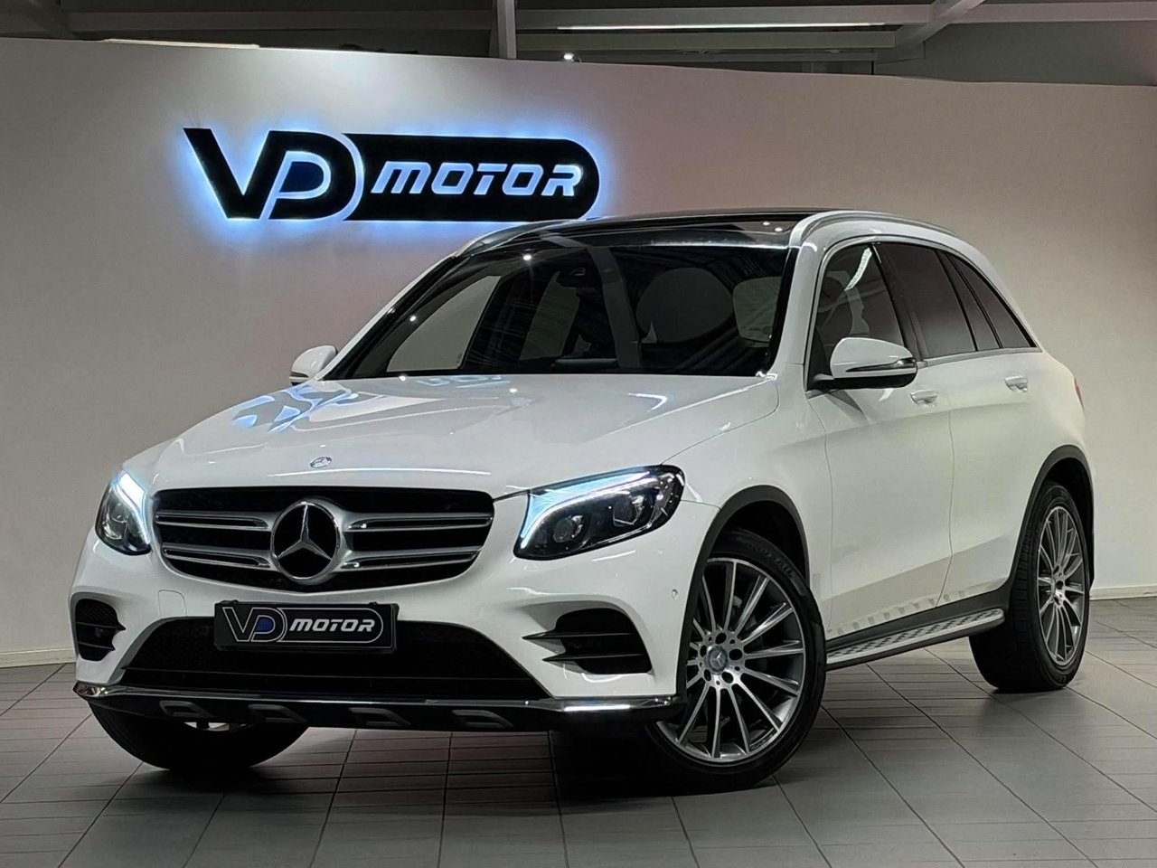 Mercedes-Benz GLC 2016, bild 5/10
