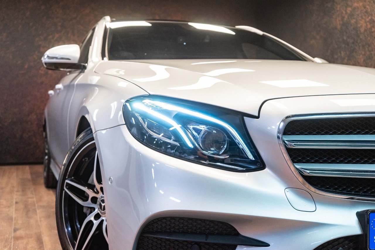 Mercedes-Benz E 220 T d 4M 9G AMG 2017, bild 4/10