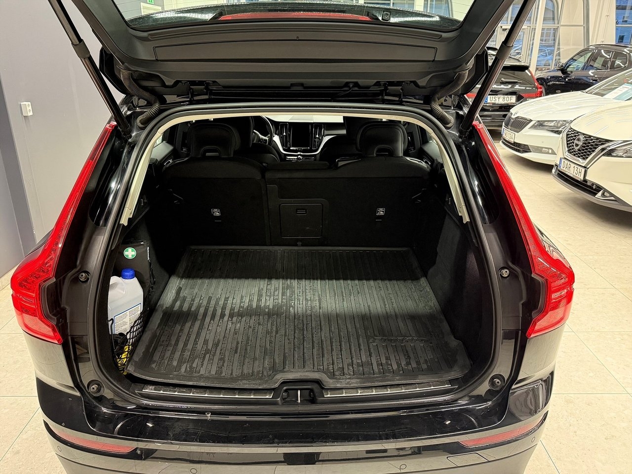 Volvo XC60 B4 Diesel 2021, kuva 4/10
