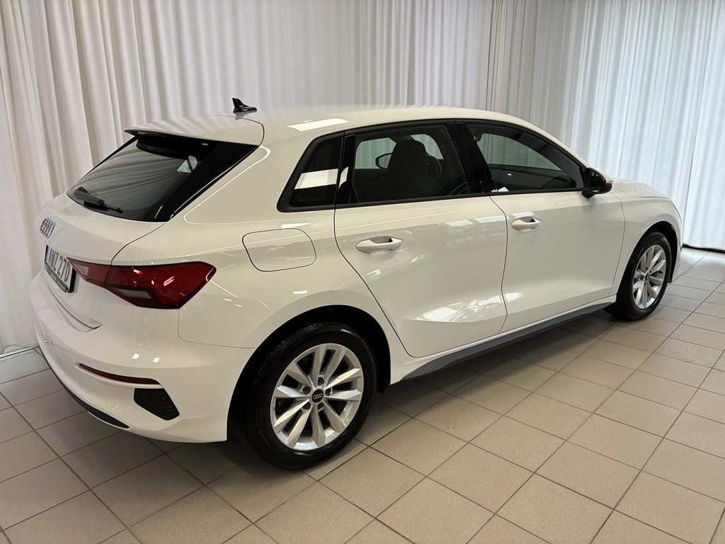 Audi A3 35 TFSI 2023, bild 3/9