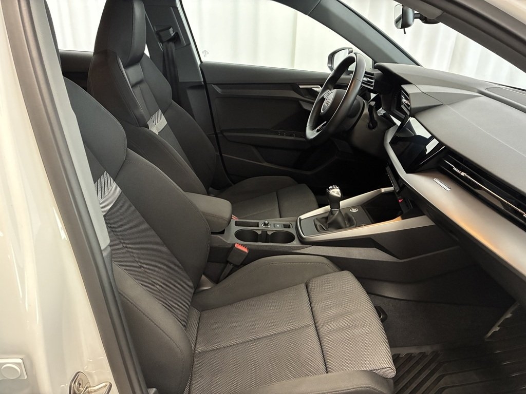 Audi A3 35 TFSI 2023, bild 7/9