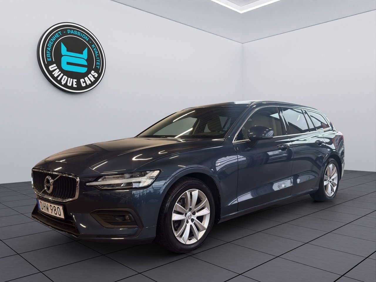 Volvo V60 D4 Momentum 2019, bild 7/10