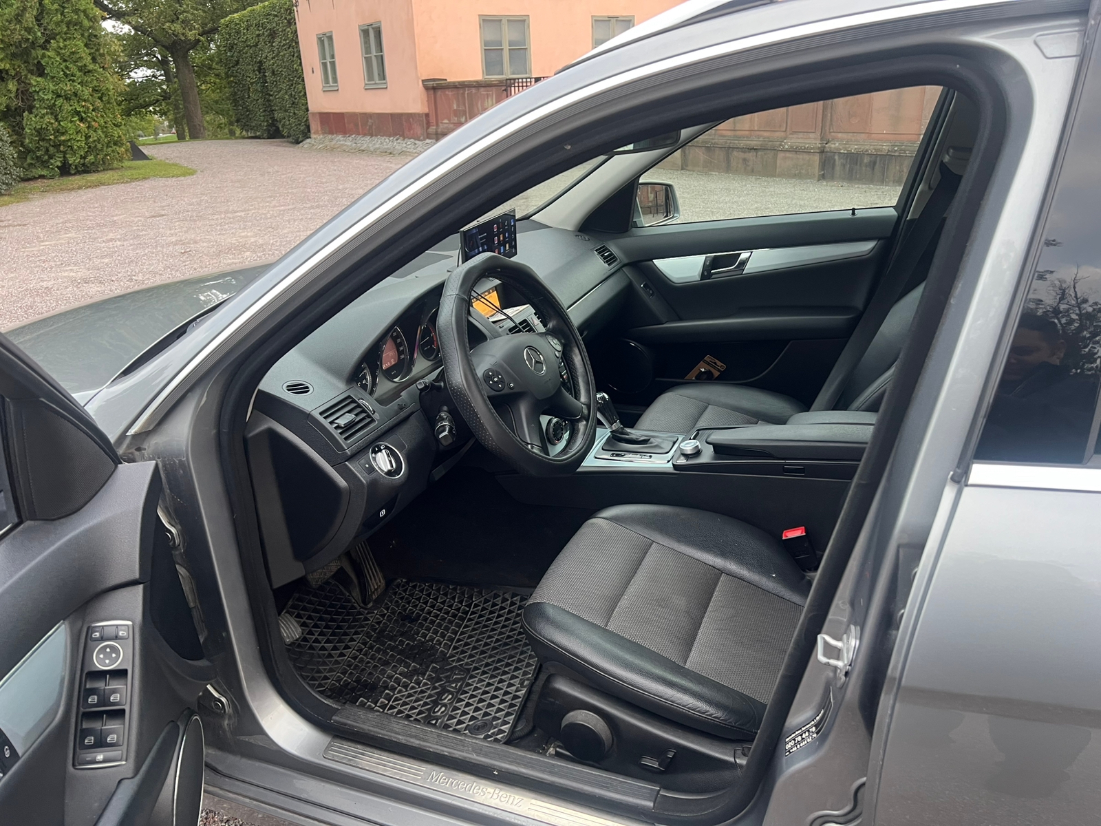 Mercedes-Benz C 2011, bild 5/8