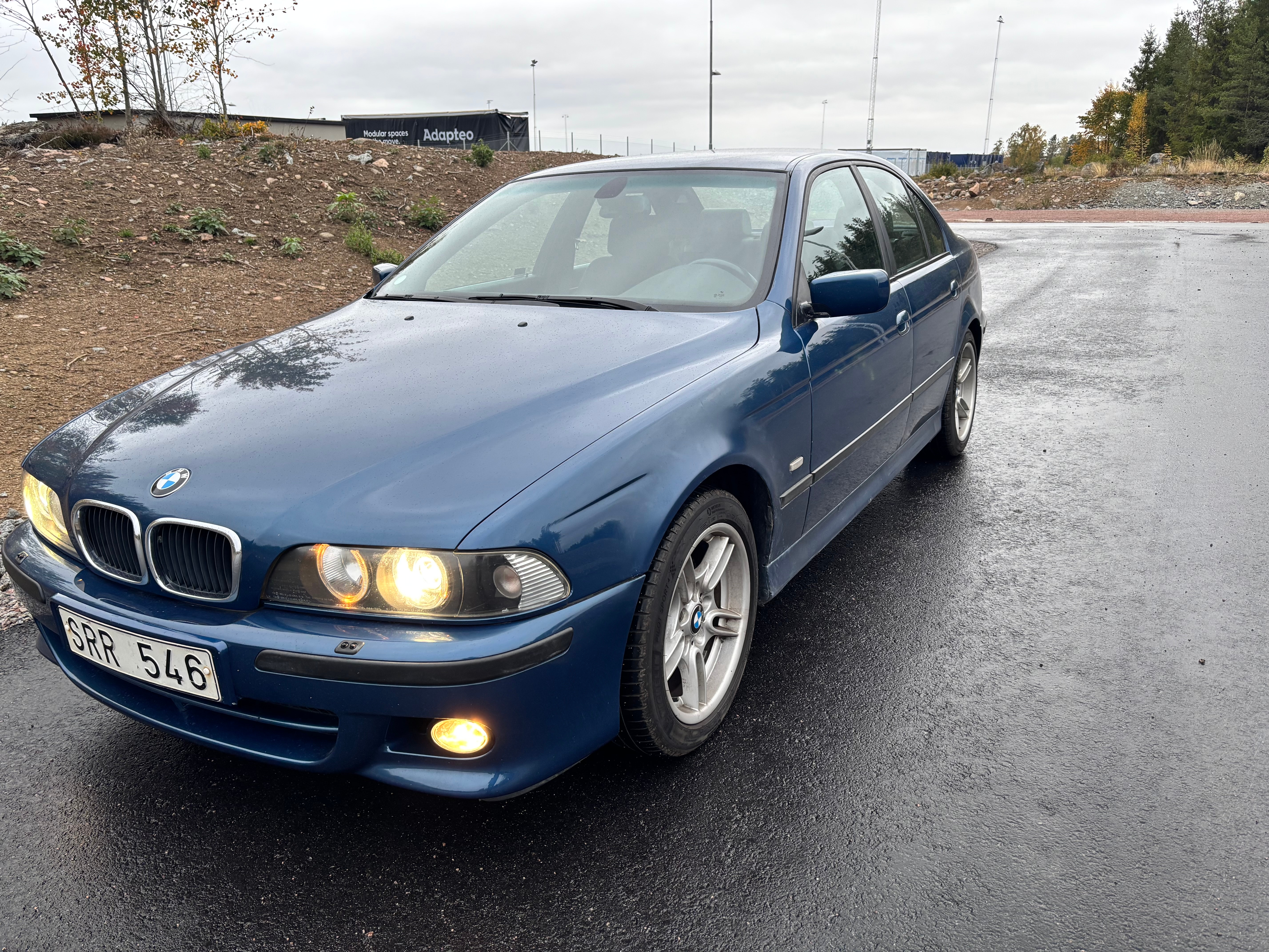 BMW 525 i Sedan Manuell 2002, bild 3/4