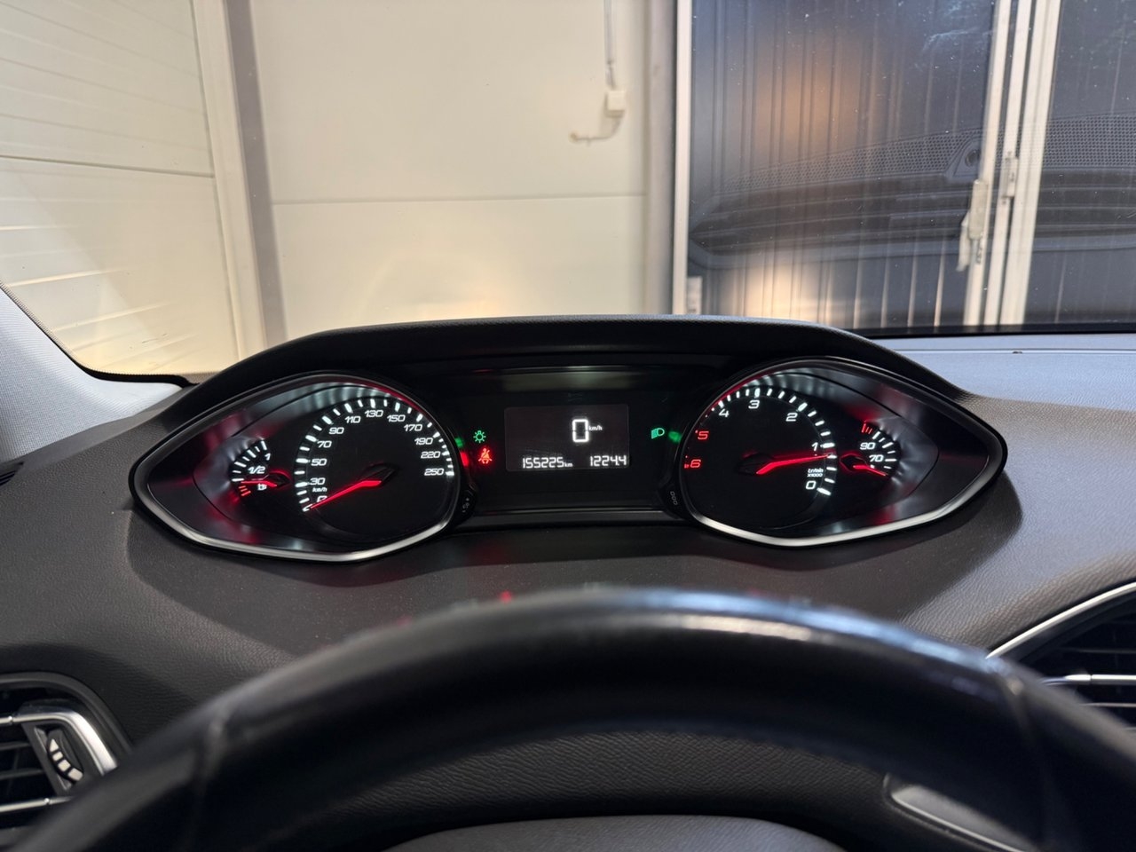 Peugeot 308 BlueHDi 120 Active 2014, bild 7/10