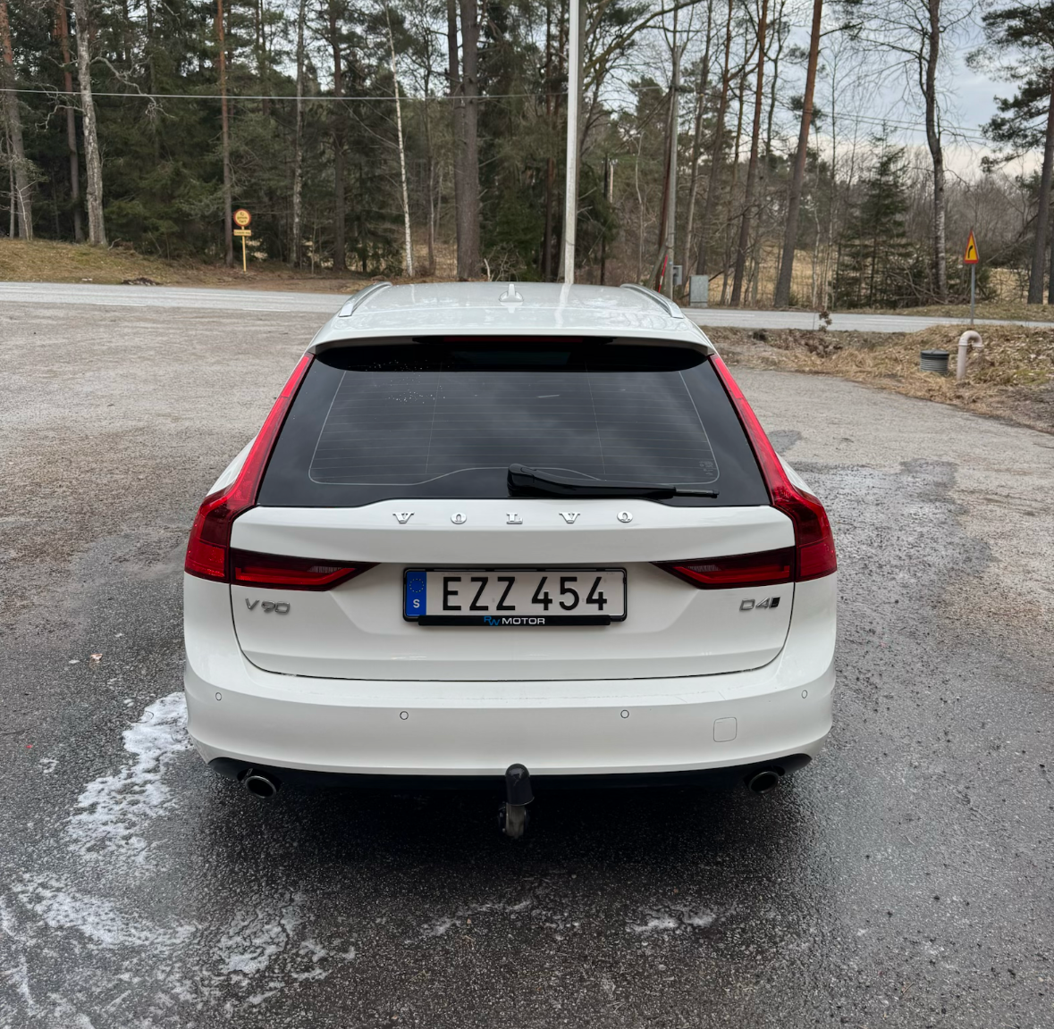 Volvo V90 D4 AWD Geartronic 2017, bild 4/4