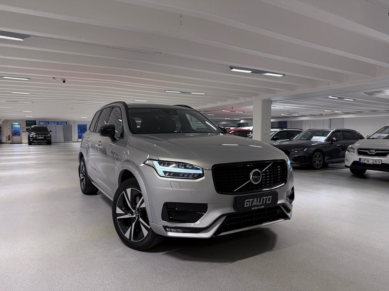 Volvo XC90 B5
