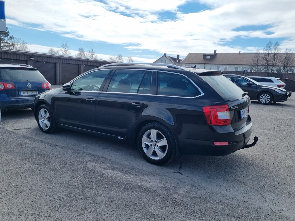 Skoda Octavia 1.2 TSI 2016, bild 2/2