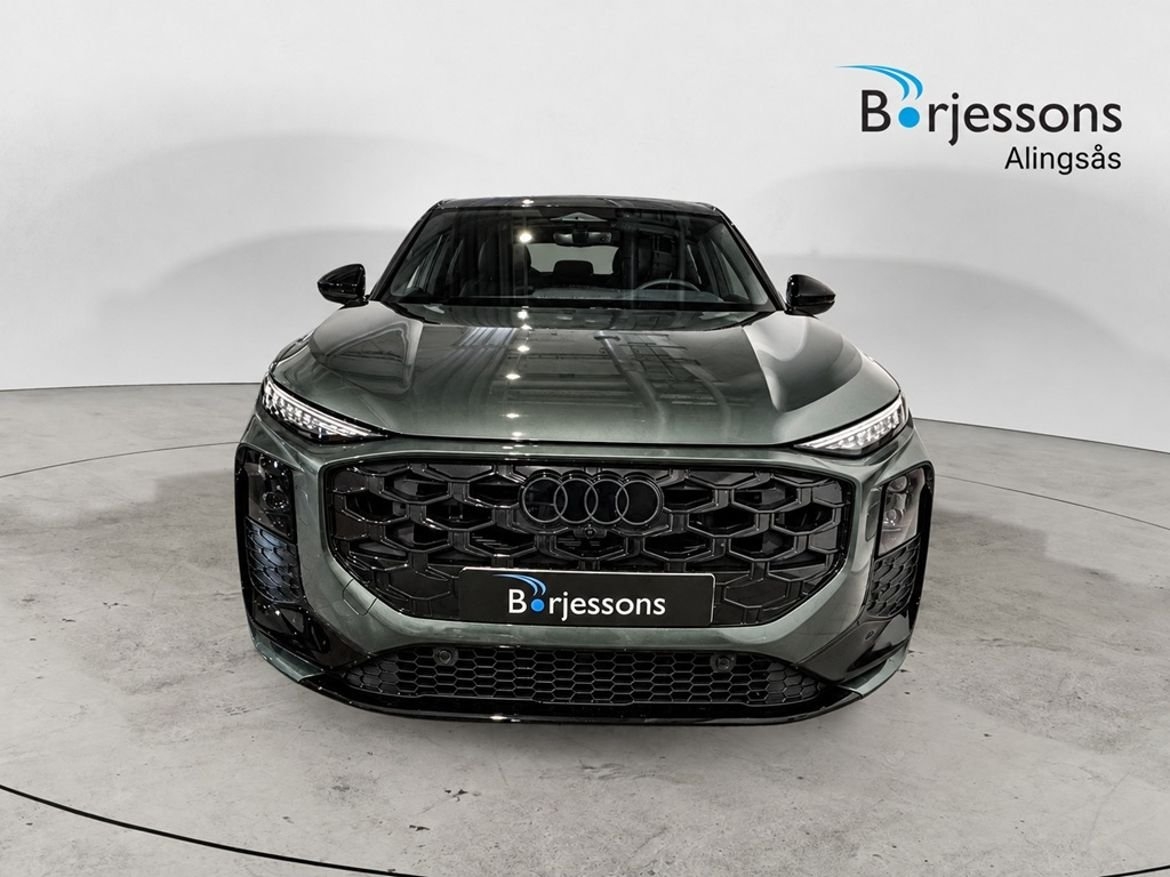 Audi Q3 1.5 TFSI e-hybrid S line 2026, bild 4/10