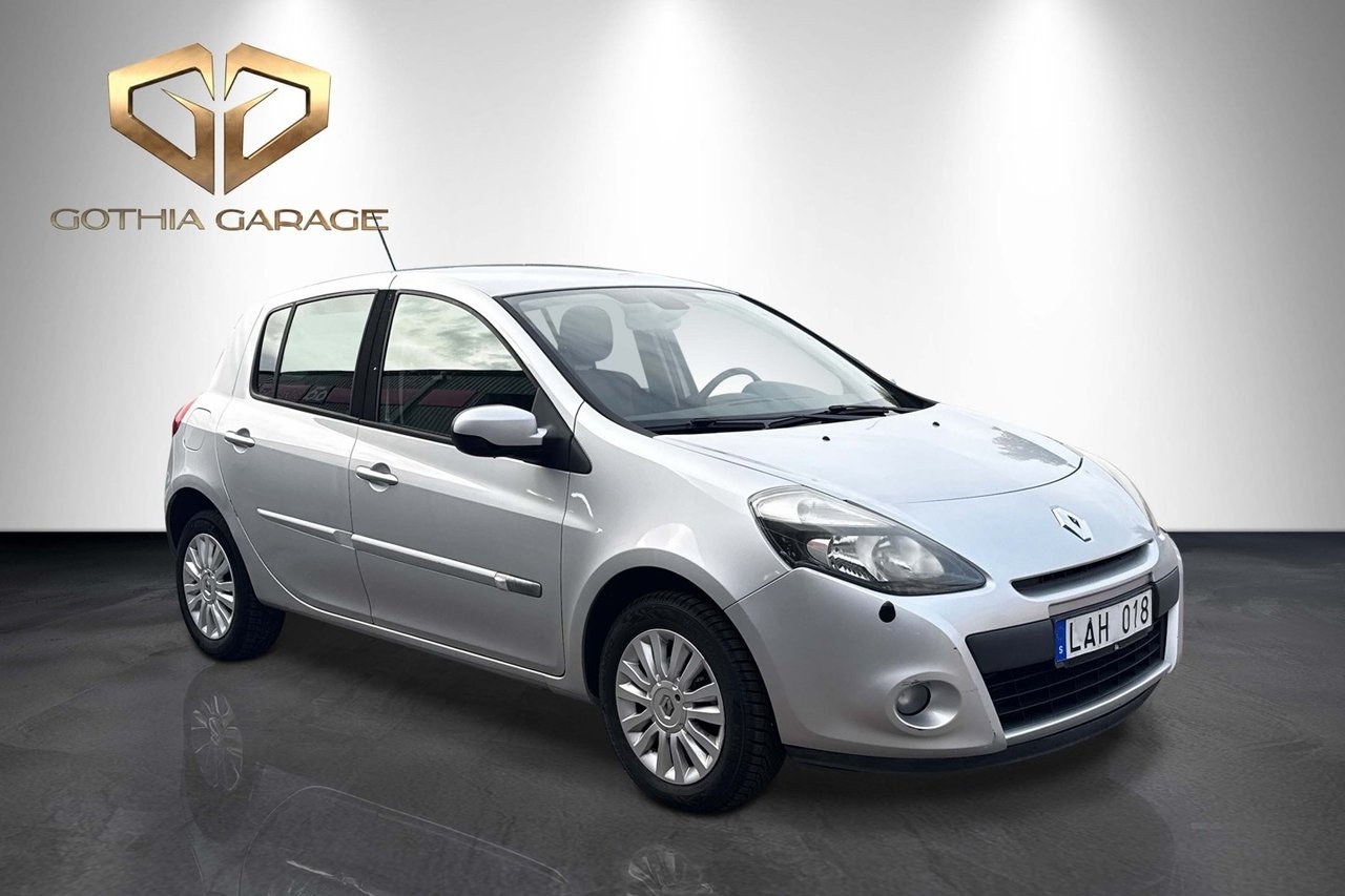 Renault Clio TCe 100 2010, kuva 2/10