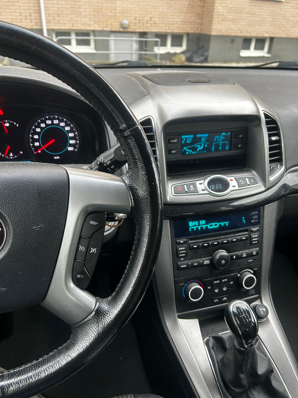 Chevrolet Captiva 2011, bild 5/8