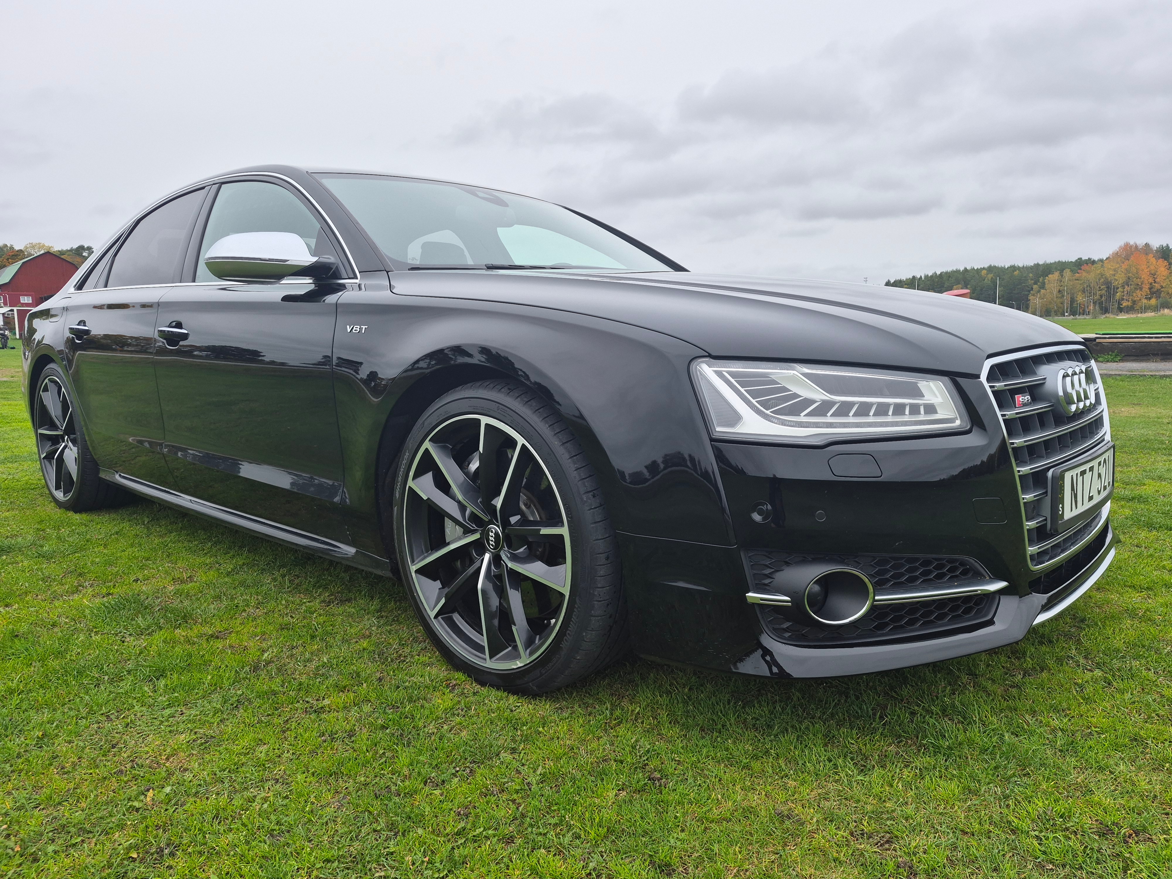 Audi S8