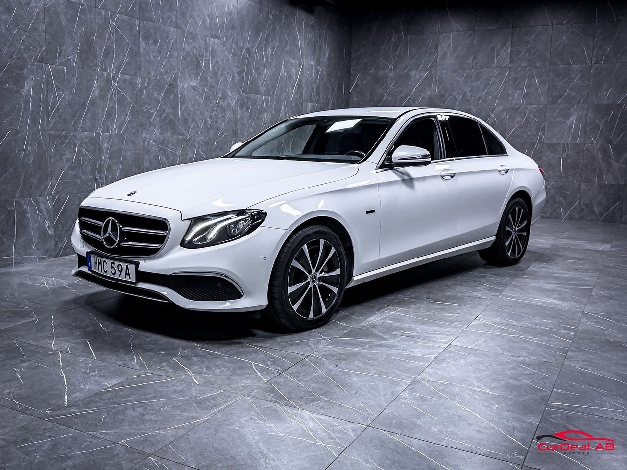 Mercedes-Benz E 2020, bild 3/10