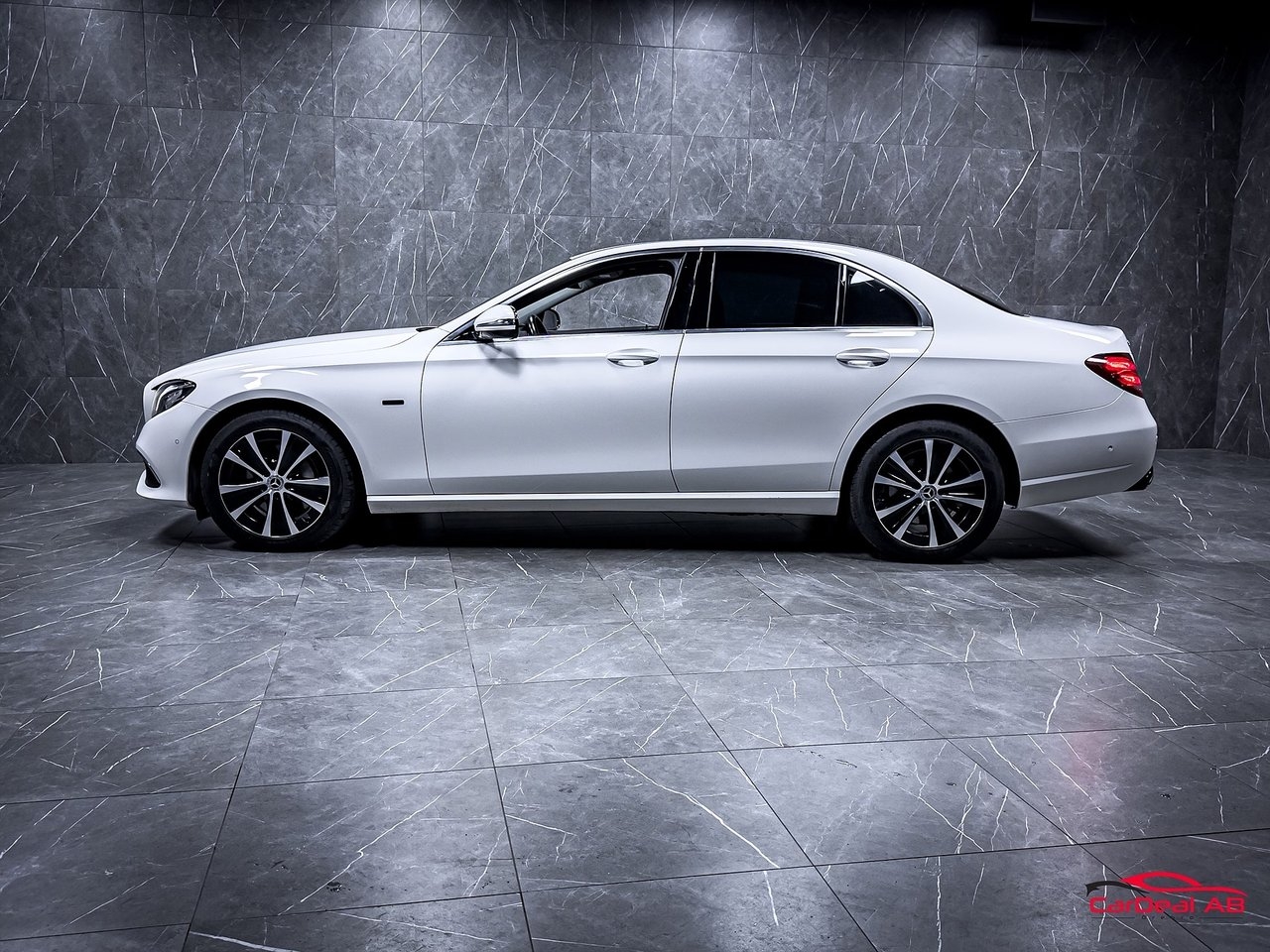 Mercedes-Benz E 2020, bild 4/10