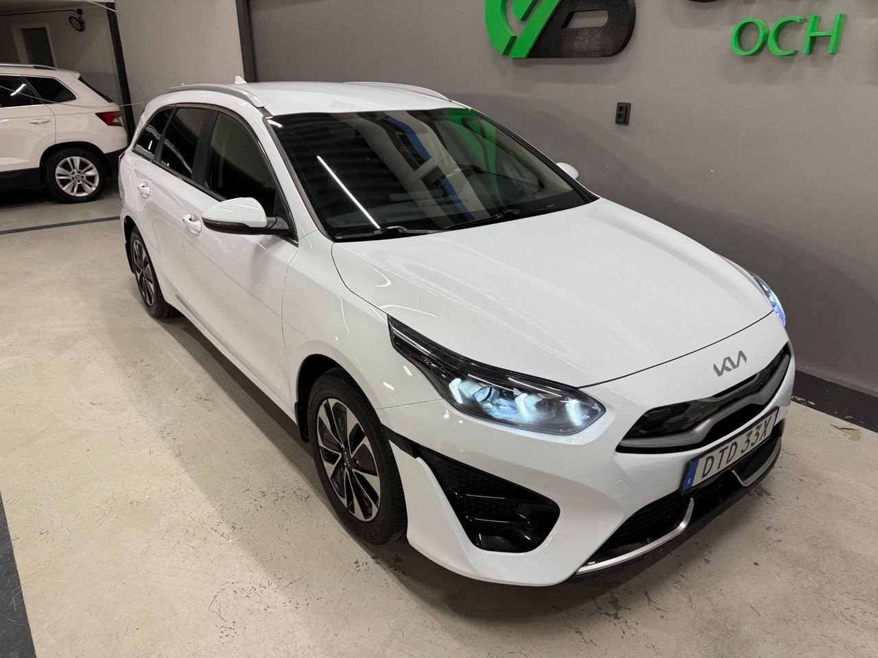 Kia Ceed 1.6 GDI Action 2023, bild 7/10